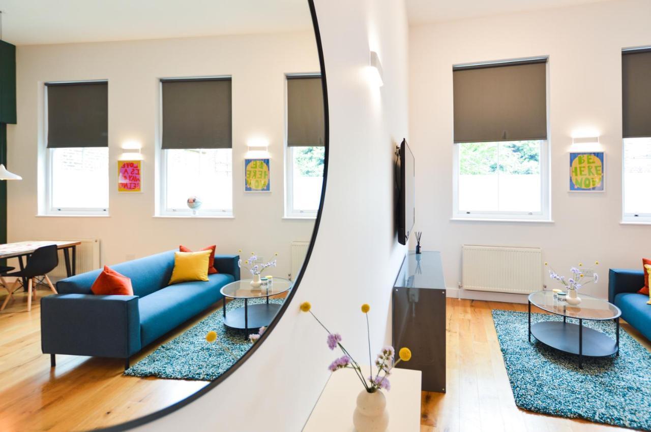 Spacious West Hampstead Apartment With Mezzanine Bedroom By Concept Apartments Лондон Экстерьер фото
