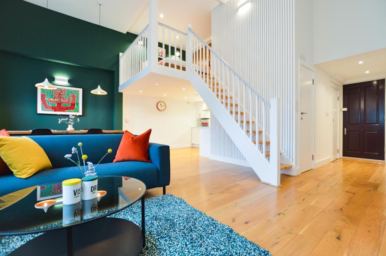 Spacious West Hampstead Apartment With Mezzanine Bedroom By Concept Apartments Лондон Экстерьер фото